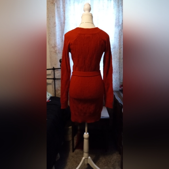 Redish orange Belted Sweater Dress Size L - Picture 4 of 11